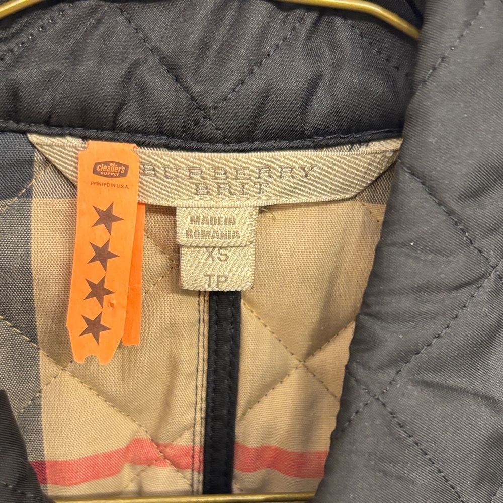 💝 🍀 Burberry ❤️🍀 Black Quilted Jacket - Picture 6 of 15